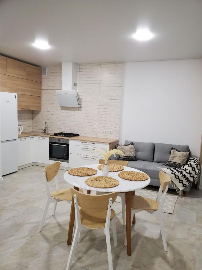 Vinna Просторі Апартаменти В Новобудові. Ternopil Exteriör bild